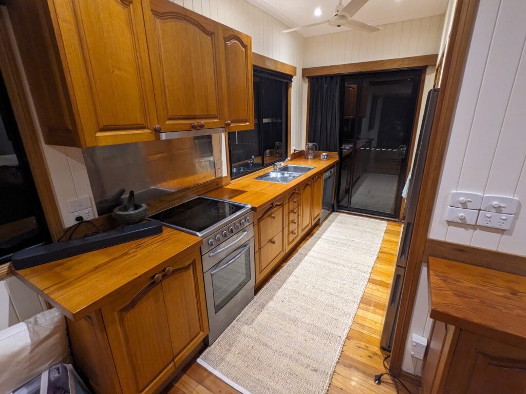 Beachmere Escape full kitchen
